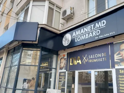 Lightbox, fatade din aluminiu compozit