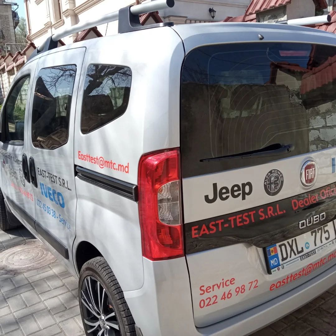 Decorari vitrine,automobile,texte taiate,Oragol,decorari cu autocolanta,taiate la cutter plotter și/sau imrpimate și laminate